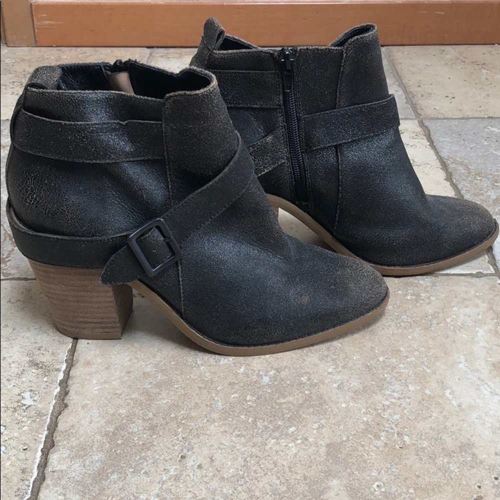 Kelsi Dagger Booties